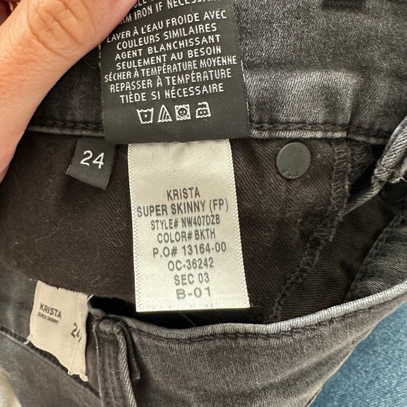 HUDSON Krista low rise super skinny jeans. Size 24. Grey. - Picture 4 of 5